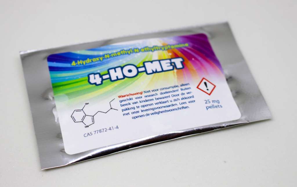 Buy-4-HO-MET-Metocin-Canada-Online 4-HO-MET Metocin powder in a secure protective storage vial.