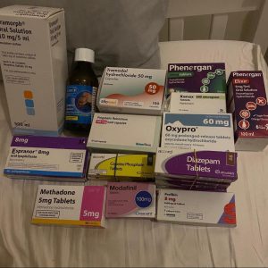 Methadone hydrochloride tablets for long-lasting and stable relief of severe pain